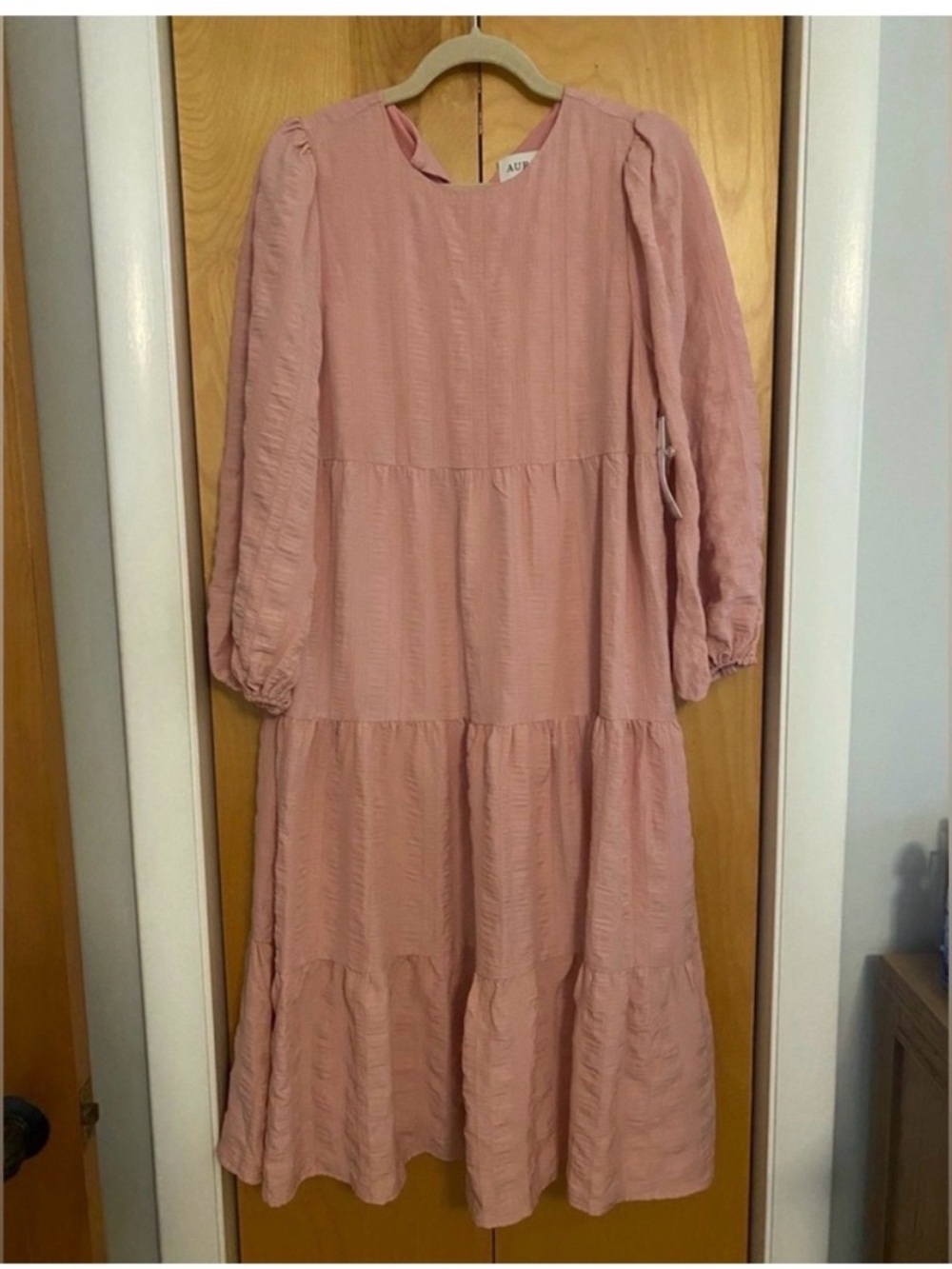 NWT Pink Tiered Sleeved Dress